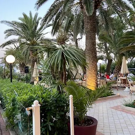 Corallo 酒店 Villa Rosa Di Martinsicuro