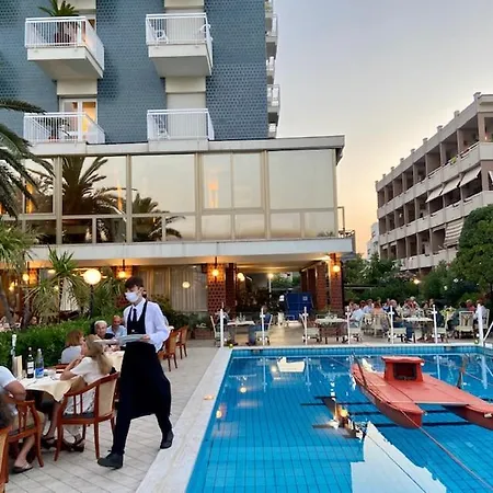 Corallo Hotel 3*