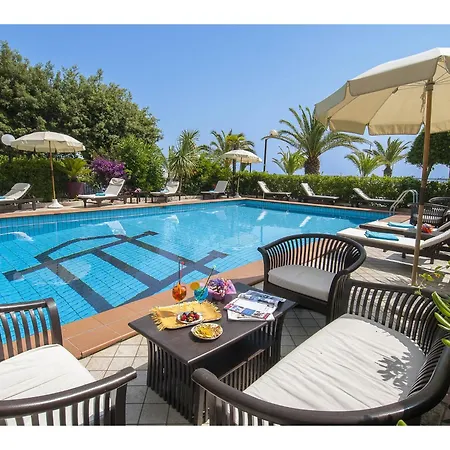 Corallo Villa Rosa Di Martinsicuro