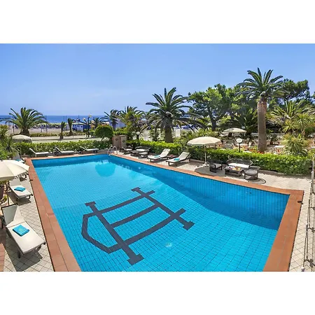 Corallo Hotel 3*