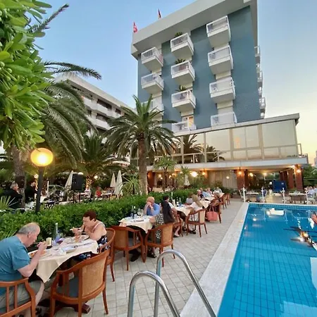 Hotel Corallo 3*