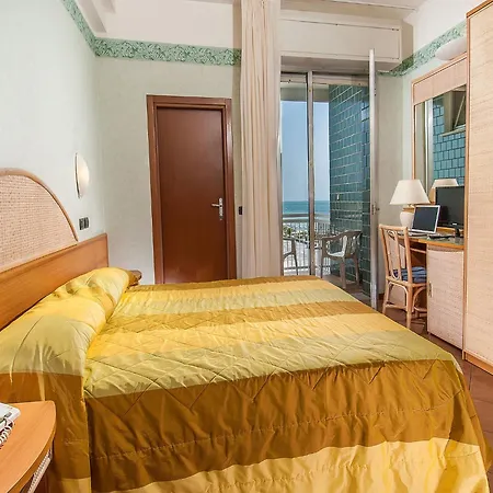 Corallo Villa Rosa Di Martinsicuro