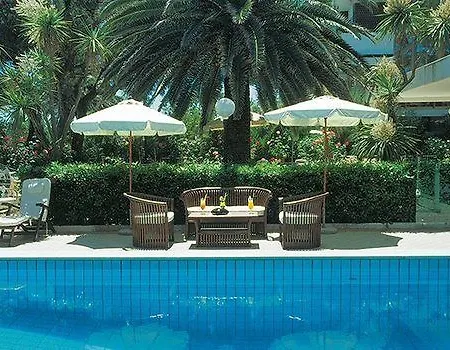 Hotel Corallo 3*