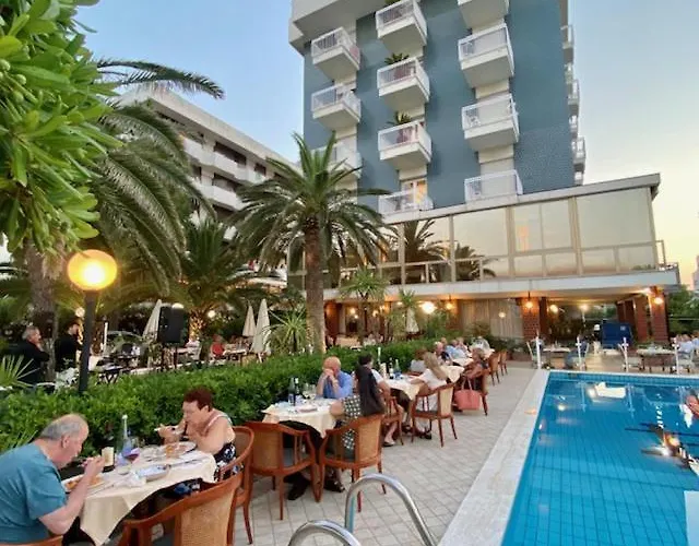 Отель Corallo 3*