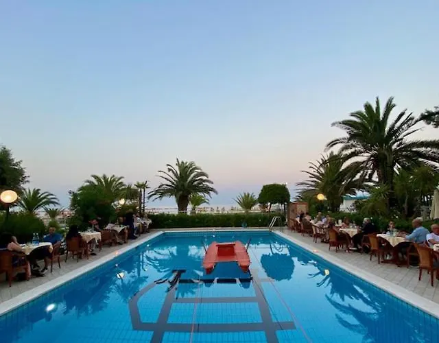 Отель Corallo Villa Rosa Di Martinsicuro