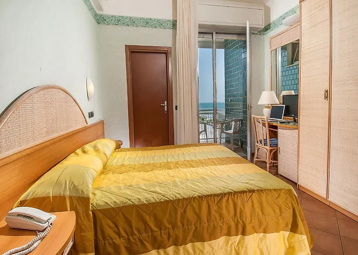 Corallo Villa Rosa Di Martinsicuro