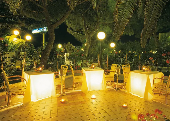 Corallo Villa Rosa Di Martinsicuro