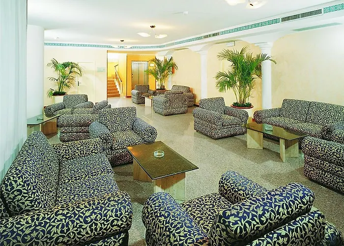 Отель Corallo Villa Rosa Di Martinsicuro