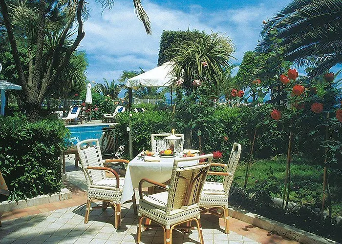 Corallo Villa Rosa Di Martinsicuro