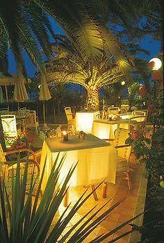 Hotel Corallo Villa Rosa Di Martinsicuro